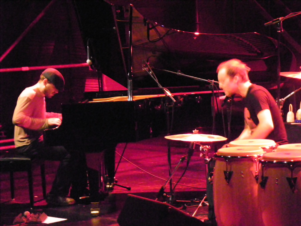 107_1030_jpg-1287937447