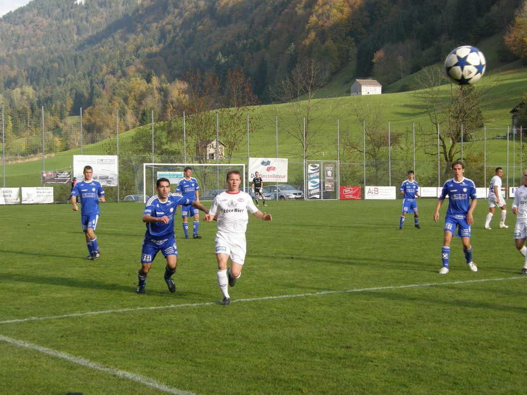 PA230083_JPG-1287999009
