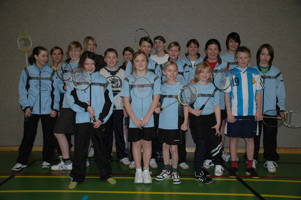 02 Badmintonclub G__tzis -  Jungmannschaft mit Teamgeist_JPG-1288175536