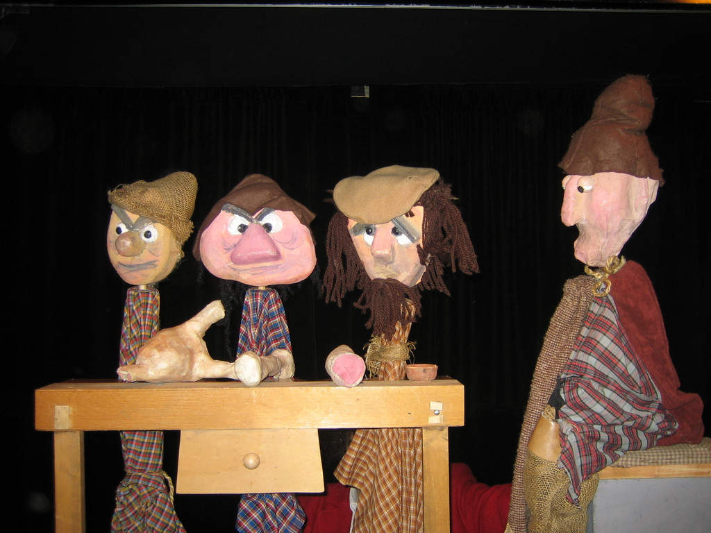 20 Puppentheater G__tzis - spannendes Puppentheater_jpg-1288176672