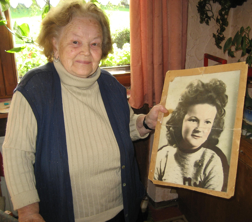 Jankovsky Hedwig Jugendfoto_jpg-1288419201