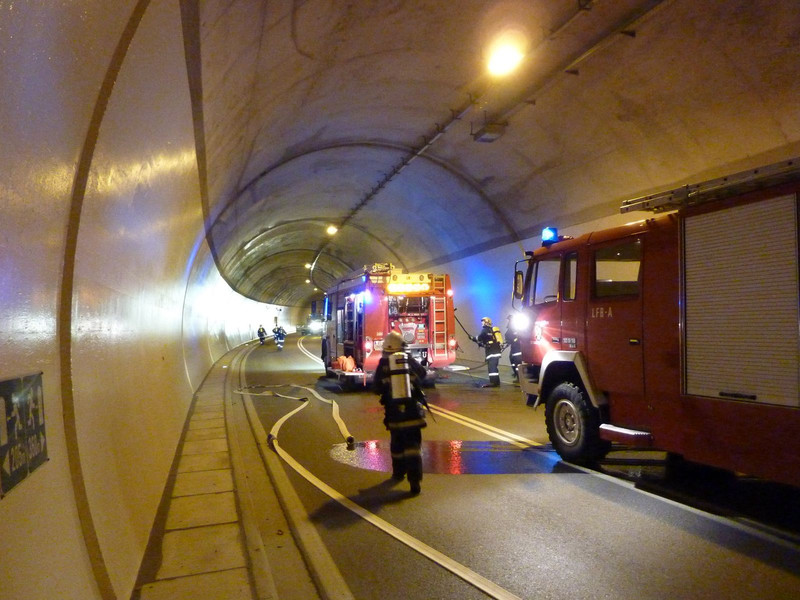 __bung Tschambreutunnel 2010 052.JPG