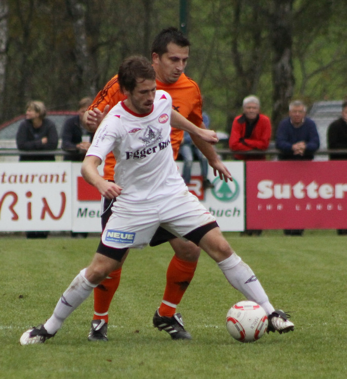 Egg - Roehtis 010 138_jpg-1288549846