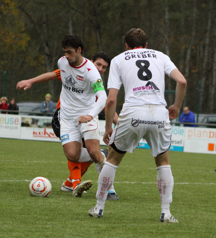 Egg - Roehtis 010 174_jpg-1288550133