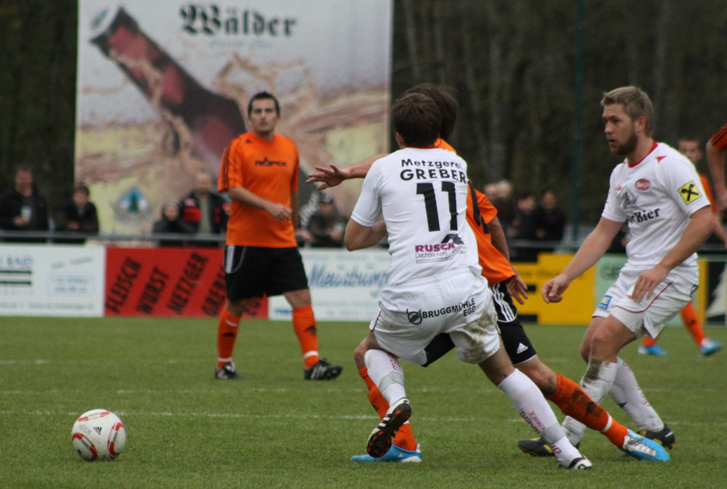 Egg - Roehtis 010 185_jpg-1288550201