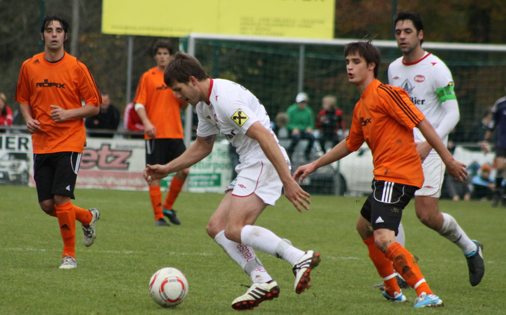 Egg - Roehtis 010 191_jpg-1288550315