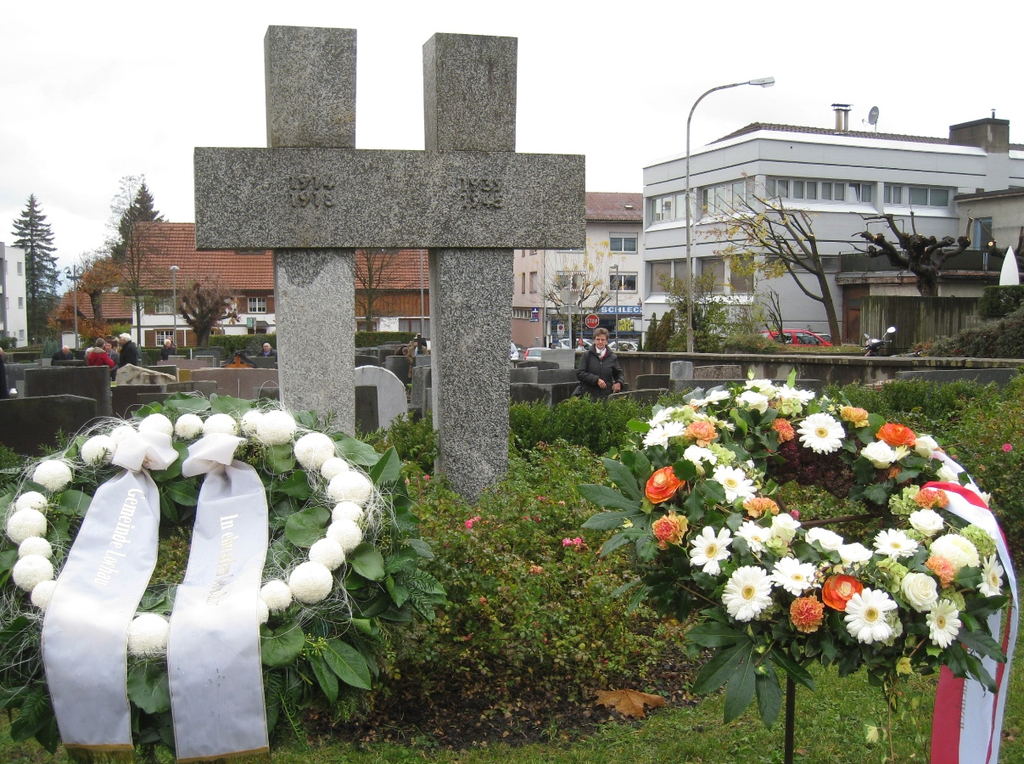 Seelensonntag Kriegerehrung Lochau 2009 _10__jpg-1288598294