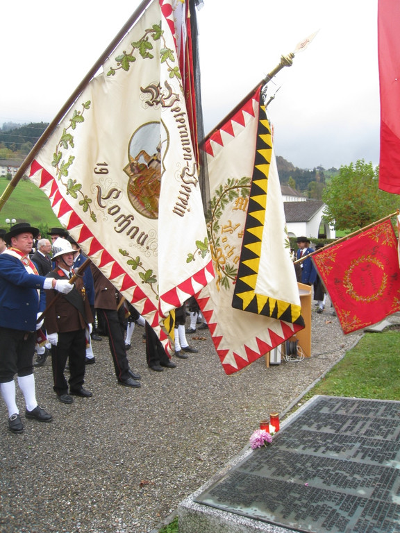 Seelensonntag Kriegerehrung Lochau 2009 _8__jpg-1288598262