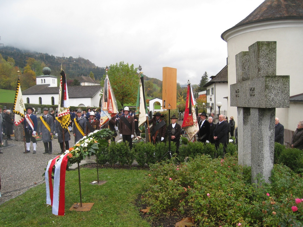 Seelensonntag Kriegerehrung Lochau 2009 _12__jpg-1288598325