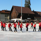 eiskunstlaufgruppe titel_JPG-1289037931