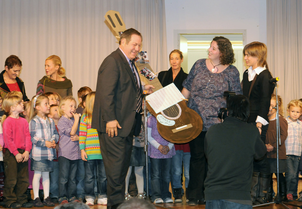 Ehrenring 33_jpg-1289041654