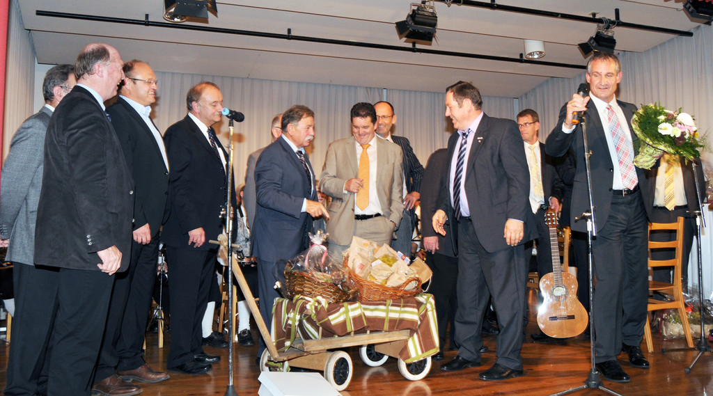 Ehrenring 96_jpg-1289042109