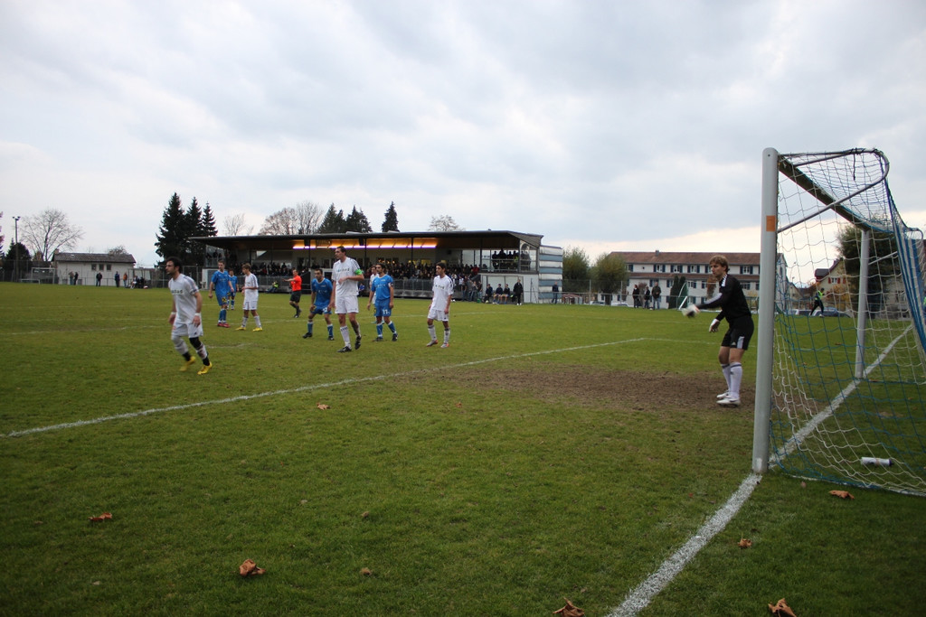 Fu__ball SV Lochau I Sieg G__tzis NOV 2010 _11__jpg-1289132387