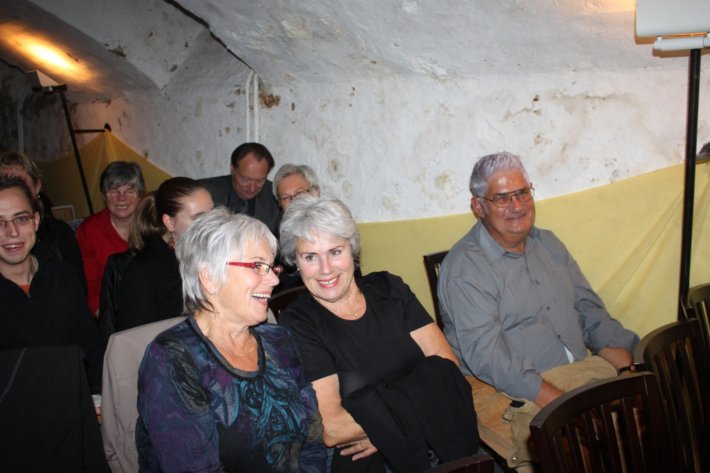Kunstkeller Harfe und Gesang 03-11-2010 _4__jpg-1289166875