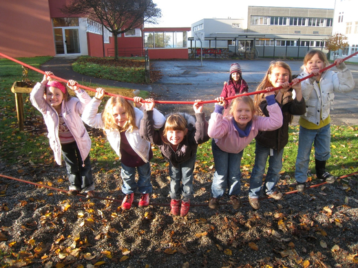 Spielplatz Schulzentrum neu _18_.jpg