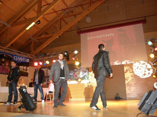 PB210007.JPG