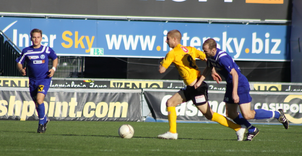 Amat_ Altach - Hard  010 007_jpg-1289758757