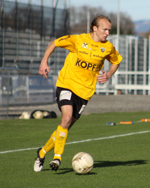 Amat_ Altach - Hard  010 042_jpg-1289758876