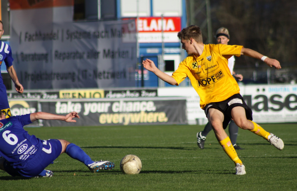 Amat_ Altach - Hard  010 074_jpg-1289758995