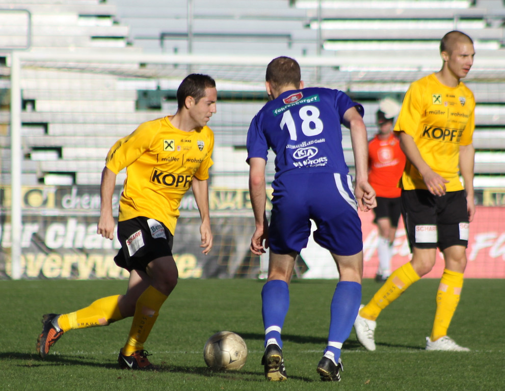 Amat_ Altach - Hard  010 079_jpg-1289759014