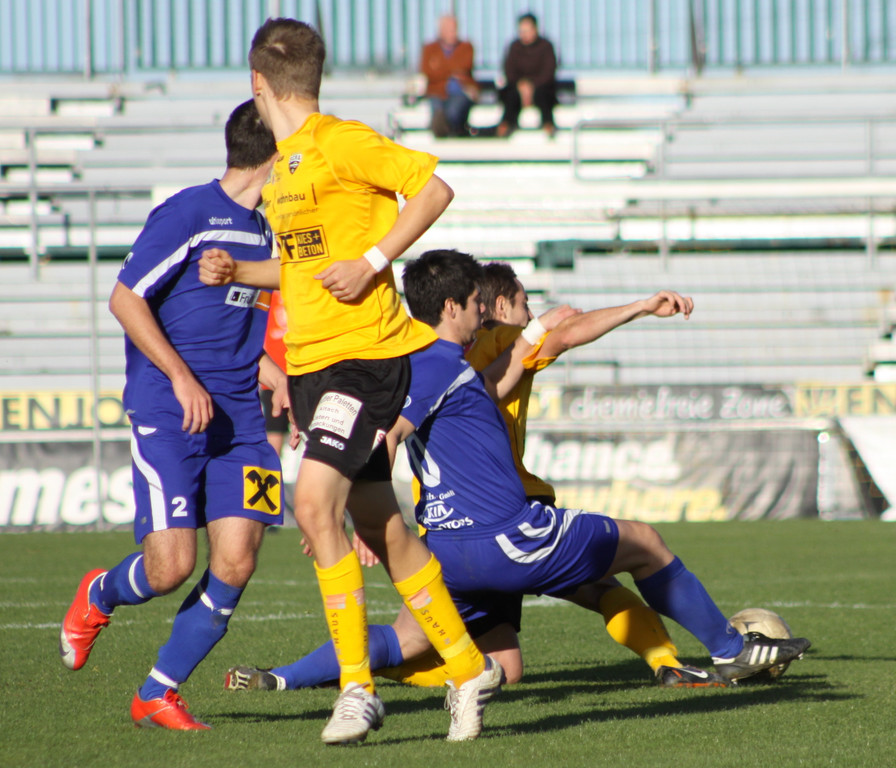 Amat_ Altach - Hard  010 127_jpg-1289759143