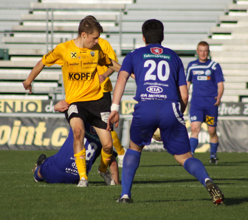 Amat_ Altach - Hard  010 160_jpg-1289759353