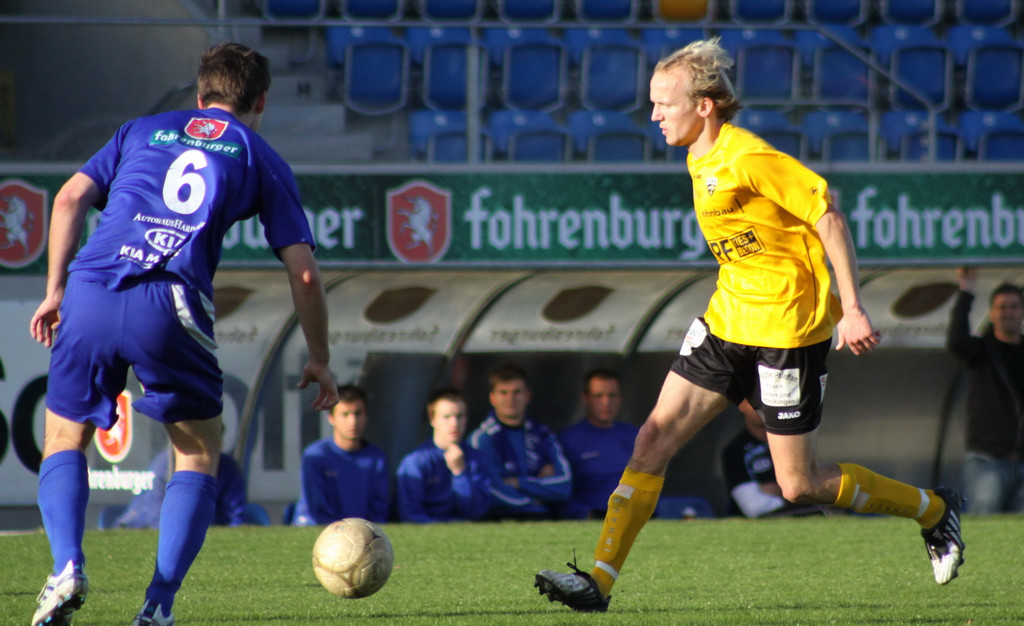 Amat_ Altach - Hard  010 165_jpg-1289759371