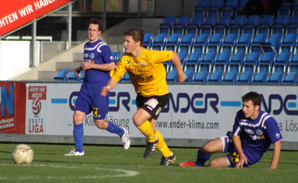 Amat_ Altach - Hard  010 291_jpg-1289759931