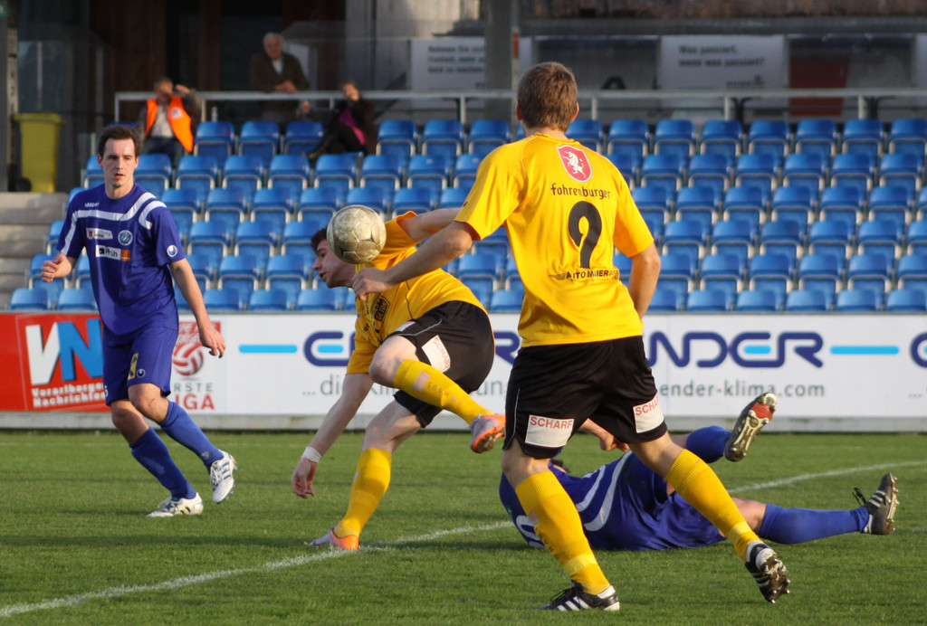 Amat_ Altach - Hard  010 368_jpg-1289760343