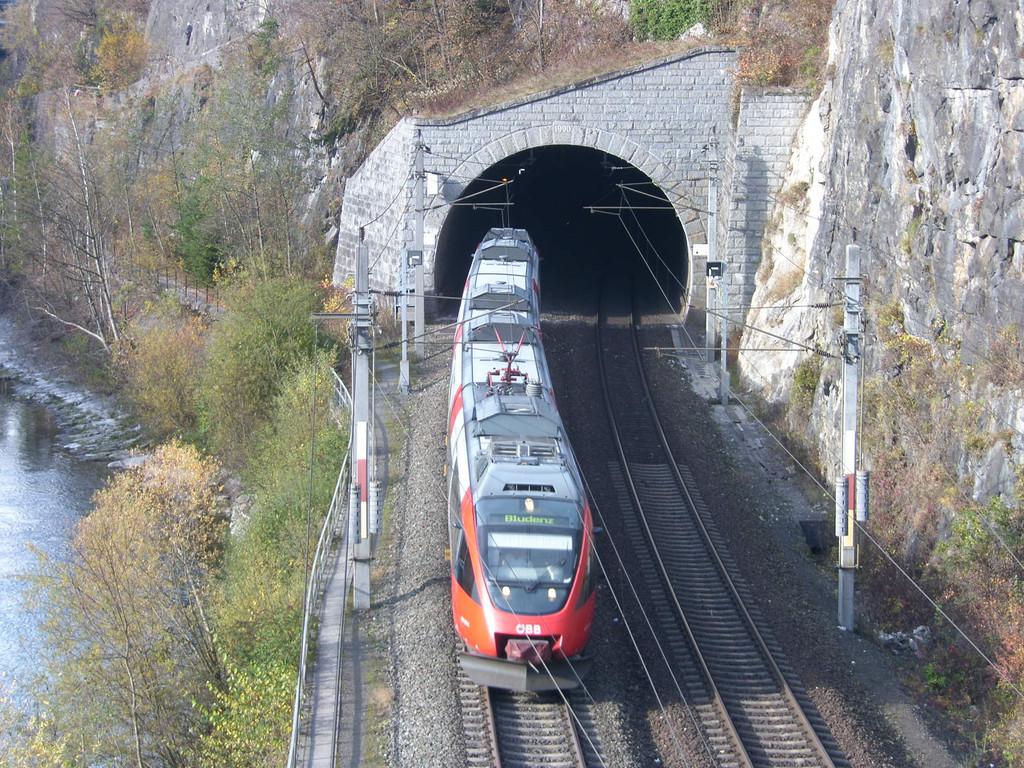 Tunnel 5_JPG-1289804653