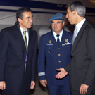 NATO-Generalsekret__r Rasmussen wird von portugiesischem Au__enminister Jao Gomes Cravinho begr____t.jpg