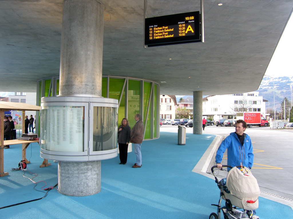 SH105903_JPG-1290350852