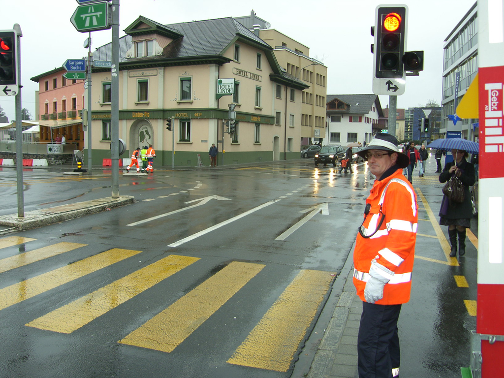 SH106076_JPG-1290428894