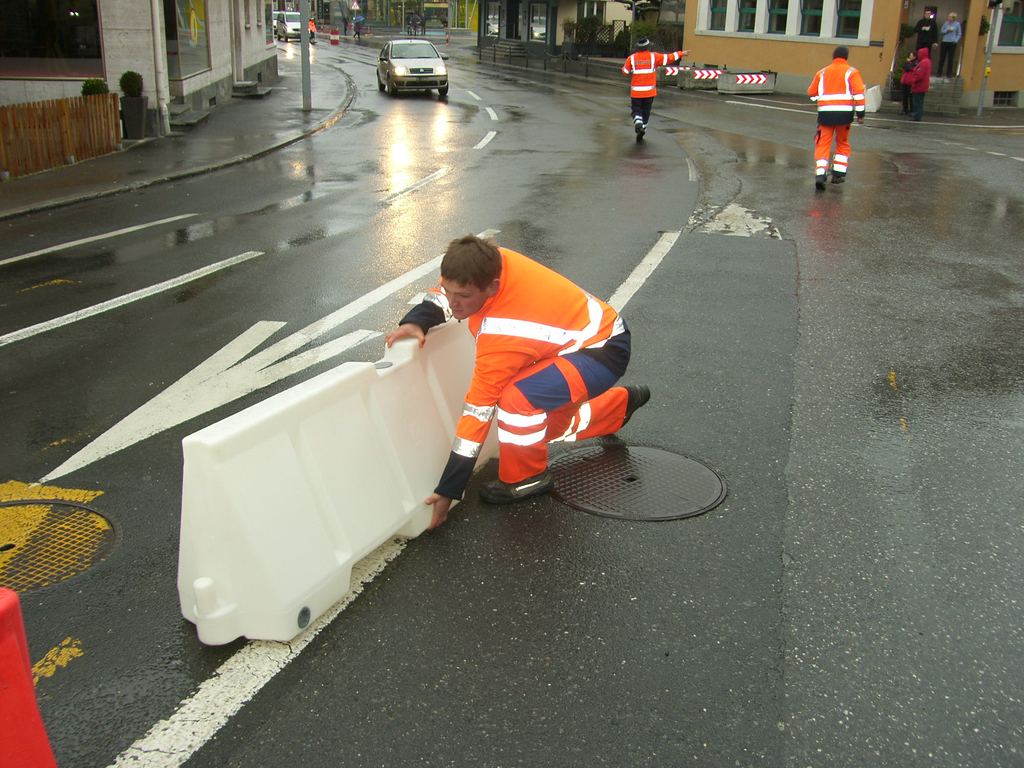 SH106100_JPG-1290429001