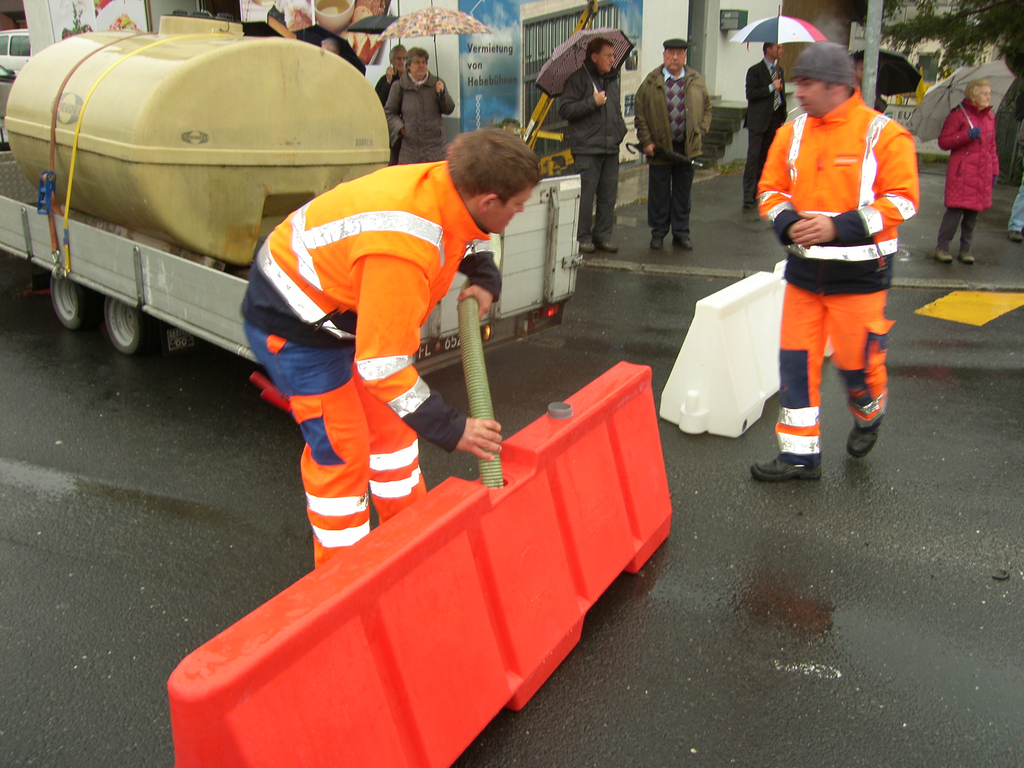 SH106117_JPG-1290429085