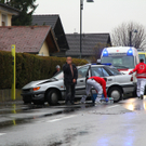Höchst: Auto kollidiert mit Landbus