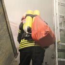 Götzis: Schwerer Atemschutz bei Firmenbrand