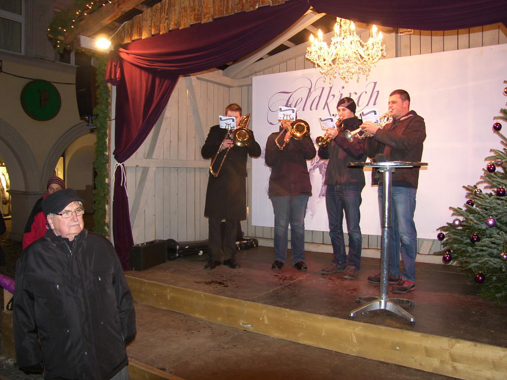 SH106271_JPG-1290849006