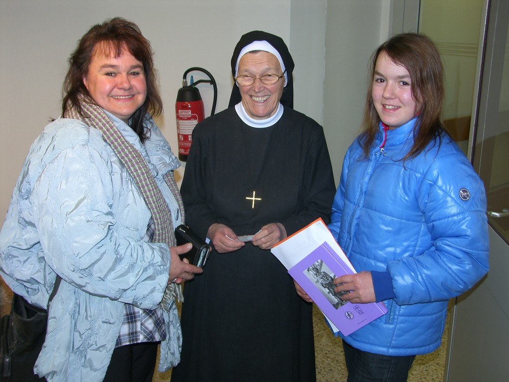 SH106262_JPG-1290853328