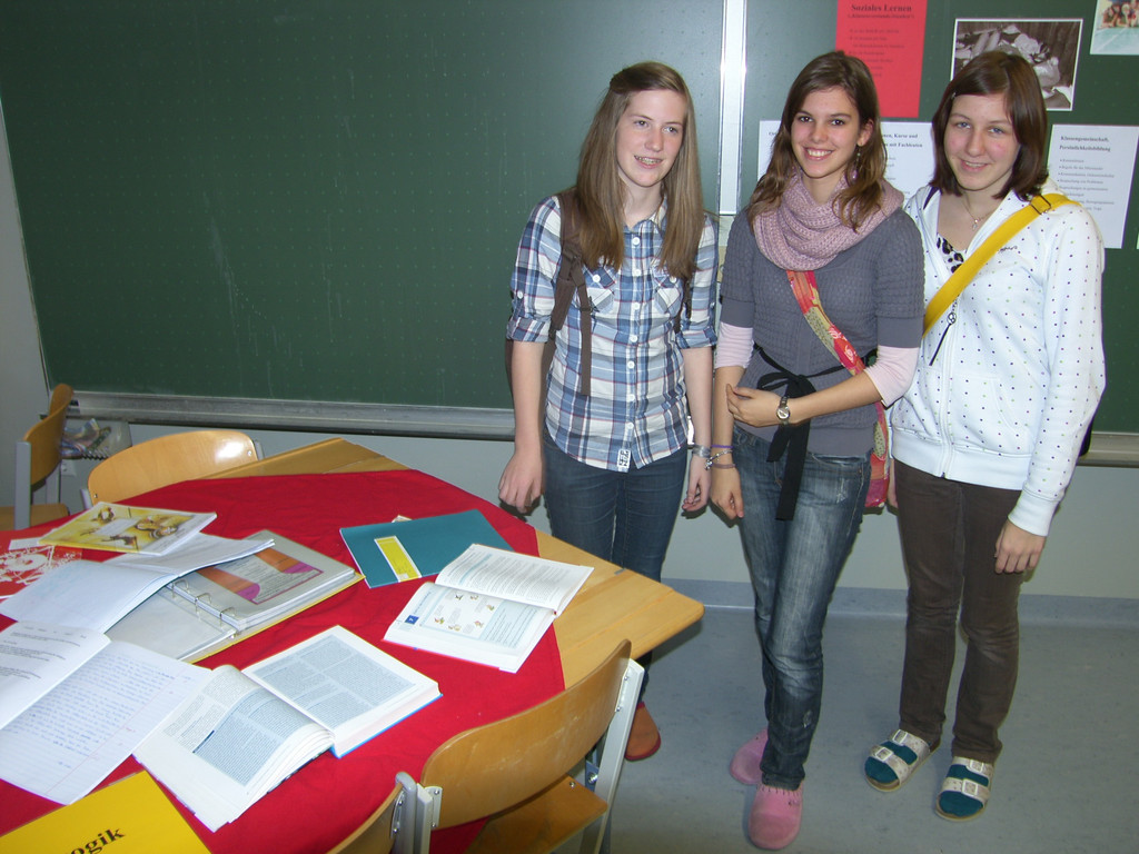 SH106216_JPG-1290853063