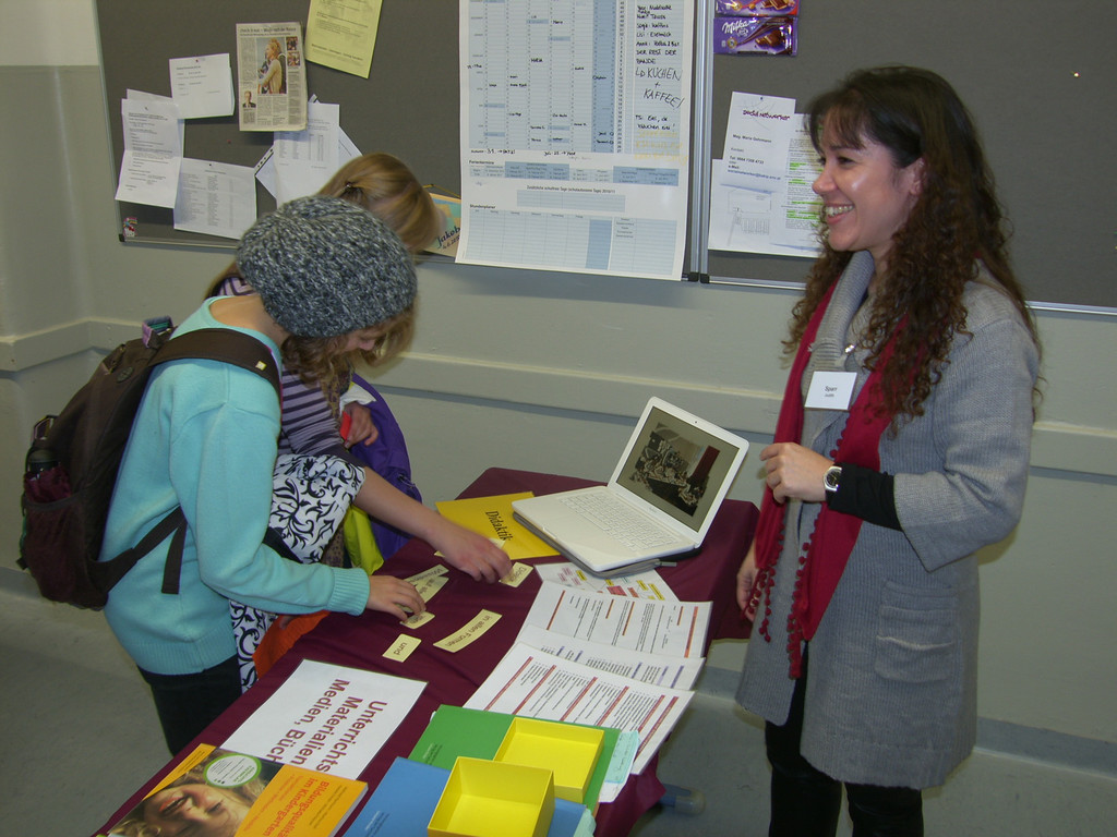 SH106220_JPG-1290853091