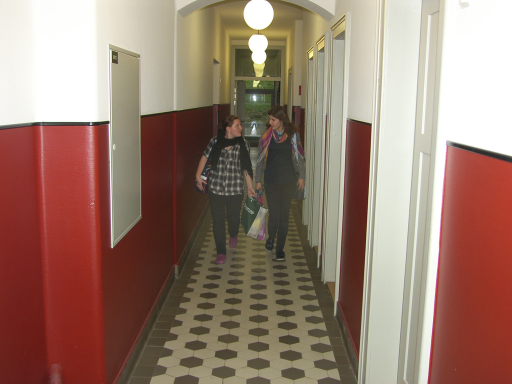 SH106238_JPG-1290853188