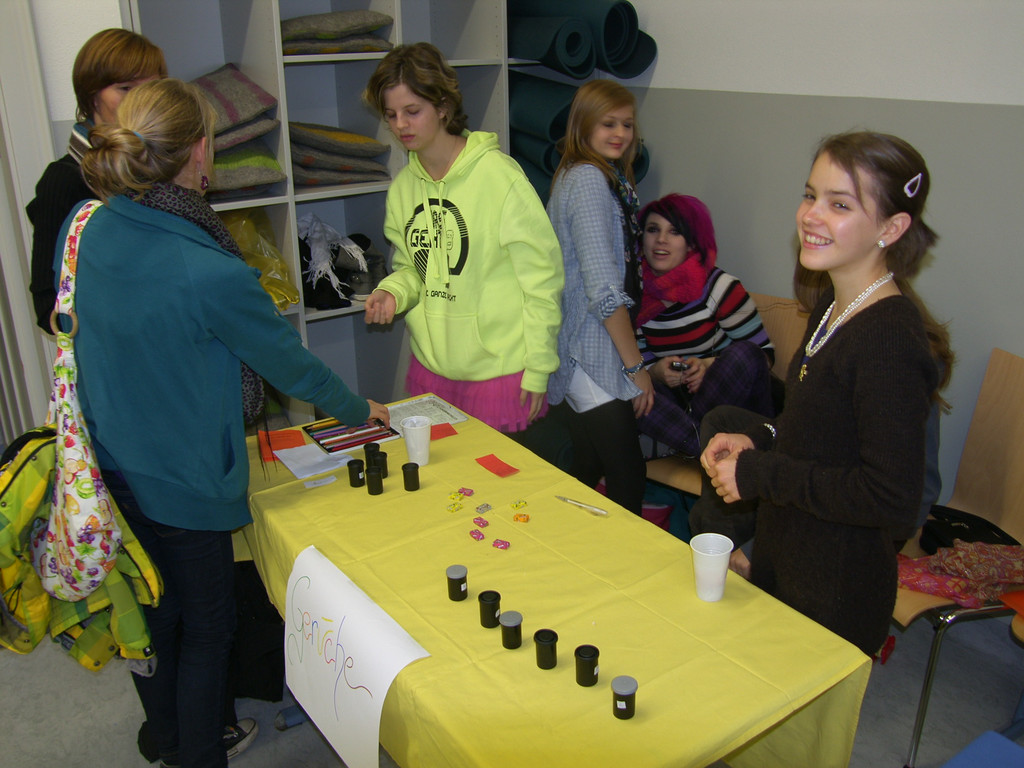 SH106246_JPG-1290853231