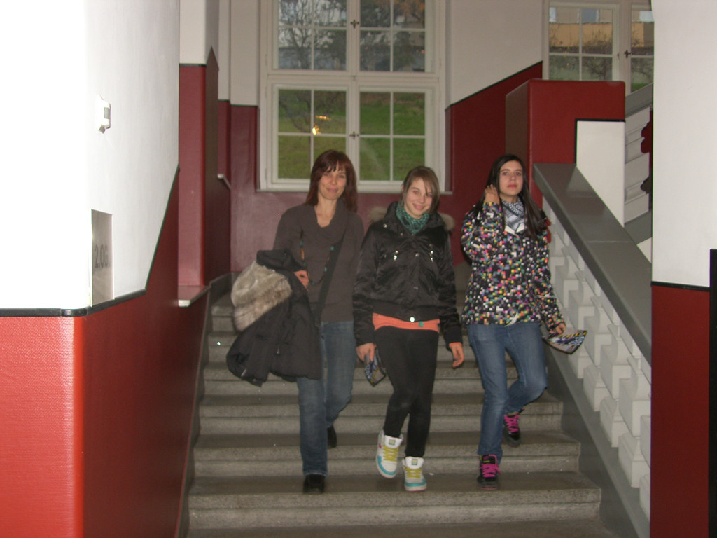 SH106250_JPG-1290853259