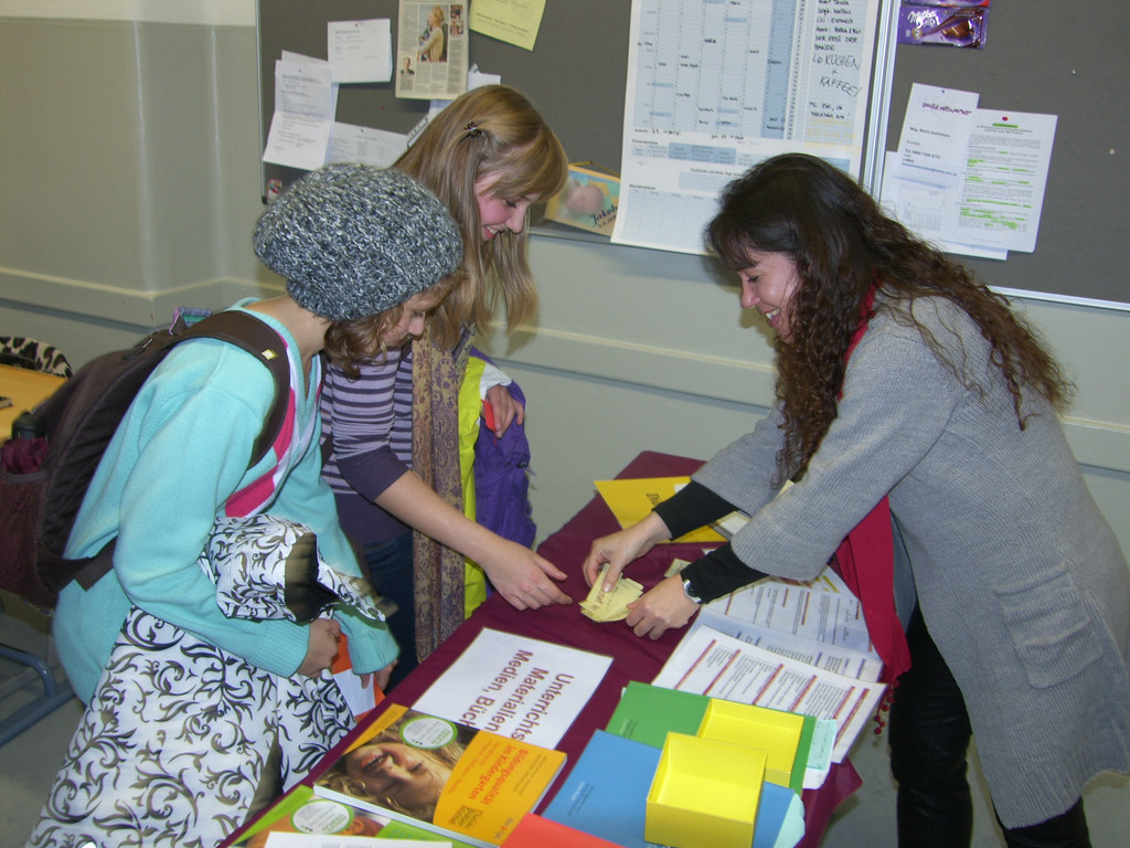 SH106218_JPG-1290853077