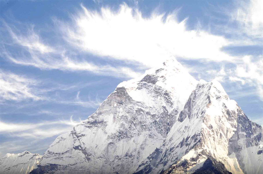 AmaDablam_jpg-1290908559
