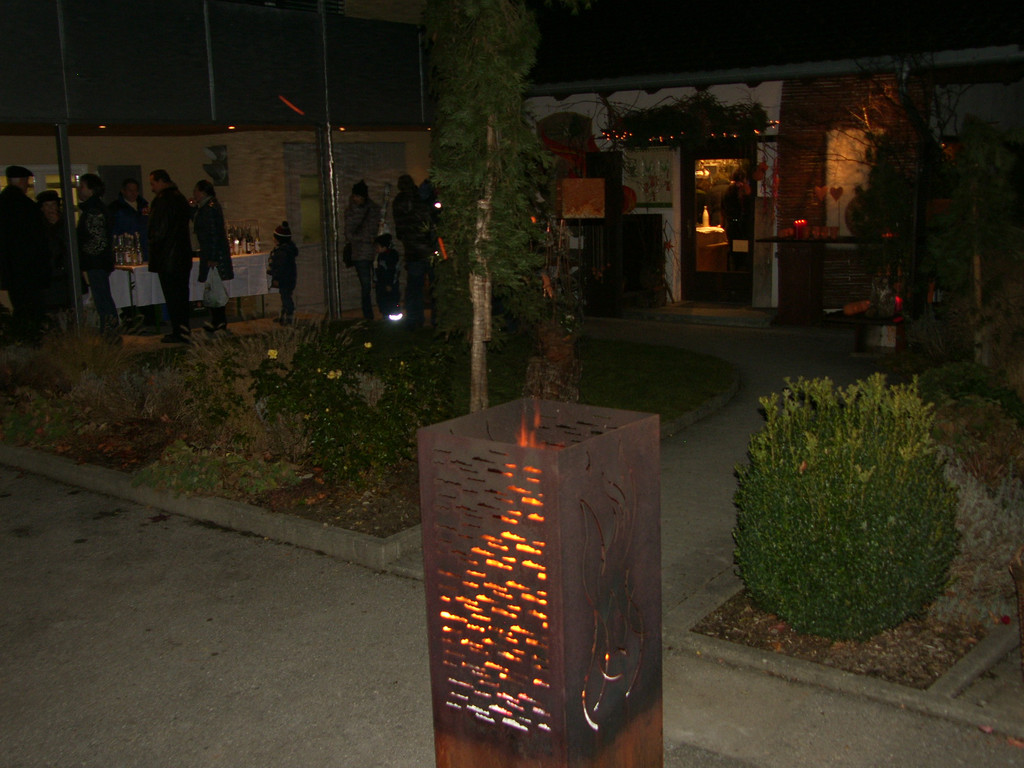 SH106398_JPG-1290931736