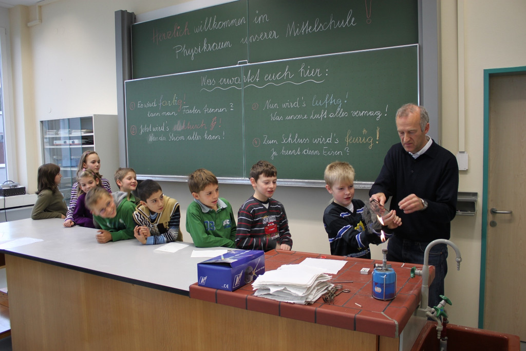 Mittelschule Lochau Offene Tuer VS _40__jpg-1290937431