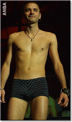 27_11_2010 Misterwahlfu__ball27.jpg