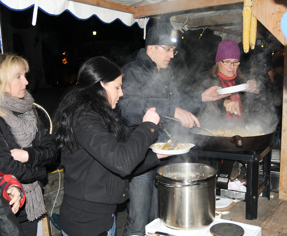 Adventmarkt H__chst 27_11_2010 65_jpg-1290941450